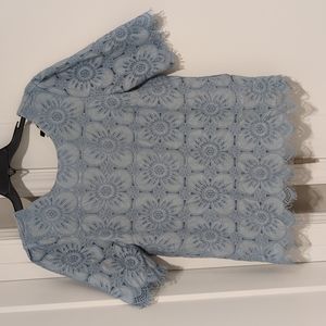 VGUC banana republic blouse, size medium